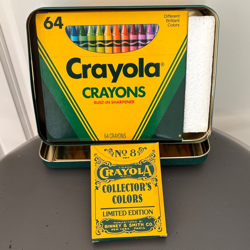 Crayola Collectors Colors Limited Edition Tin of 72 Crayons 1885-1990 Never Used